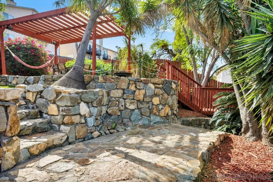 https://cdn.realtyfeed.com/cdn/127/260006442/4842b002621cad9e3bb8f8323a0f4892.webp