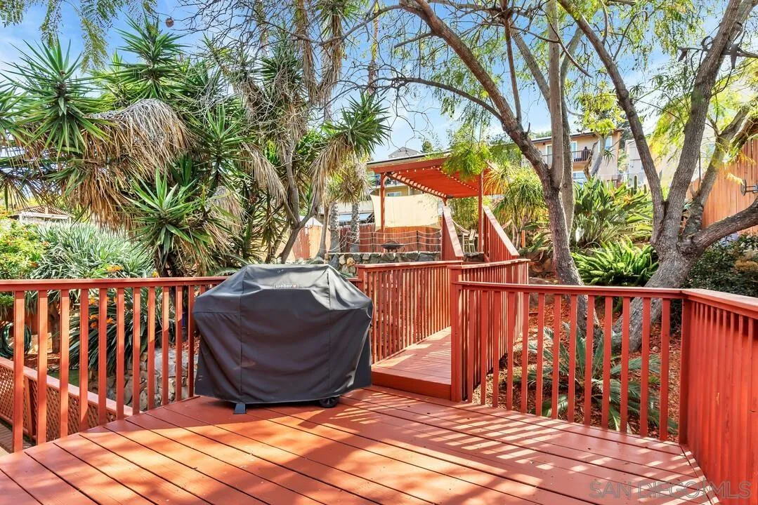 https://cdn.realtyfeed.com/cdn/127/260006442/c02038b8911792516bc264f1f41c0595.webp