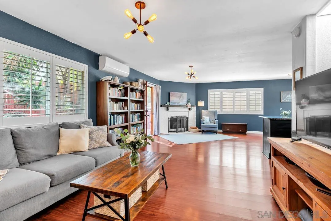 https://cdn.realtyfeed.com/cdn/127/260006442/dfec4a64f3171f2d2538584da330f725.webp