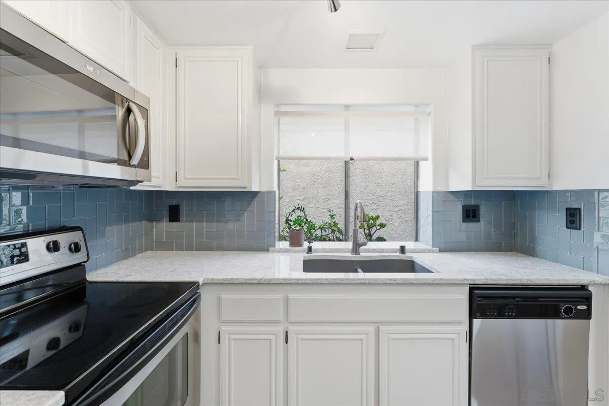 https://cdn.realtyfeed.com/cdn/127/260006445/6310cc383418becce6c3fcaa610dc234.webp