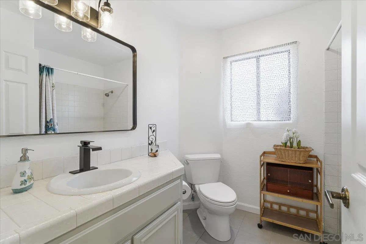 https://cdn.realtyfeed.com/cdn/127/260006445/c15eeb2792e2954c4c743c900a39e1a3.webp