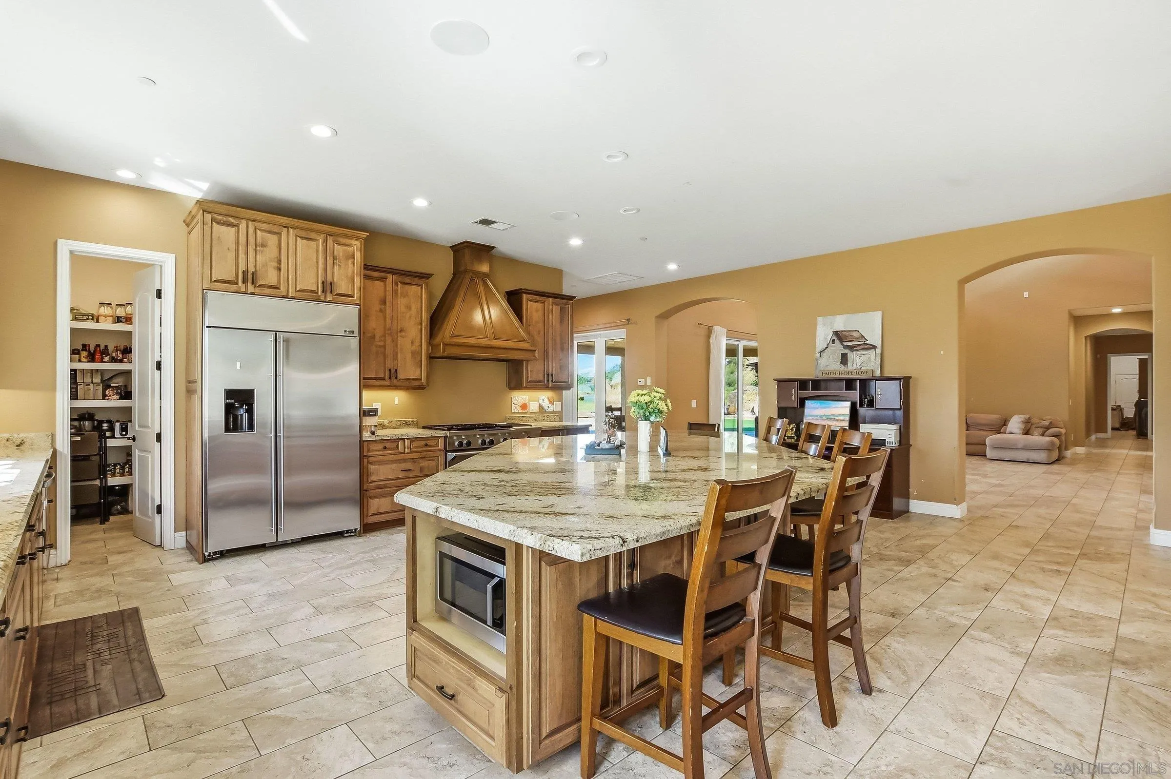 https://cdn.realtyfeed.com/cdn/127/260006447/321a321f8594b52246d6f1ae5eaa1096.webp