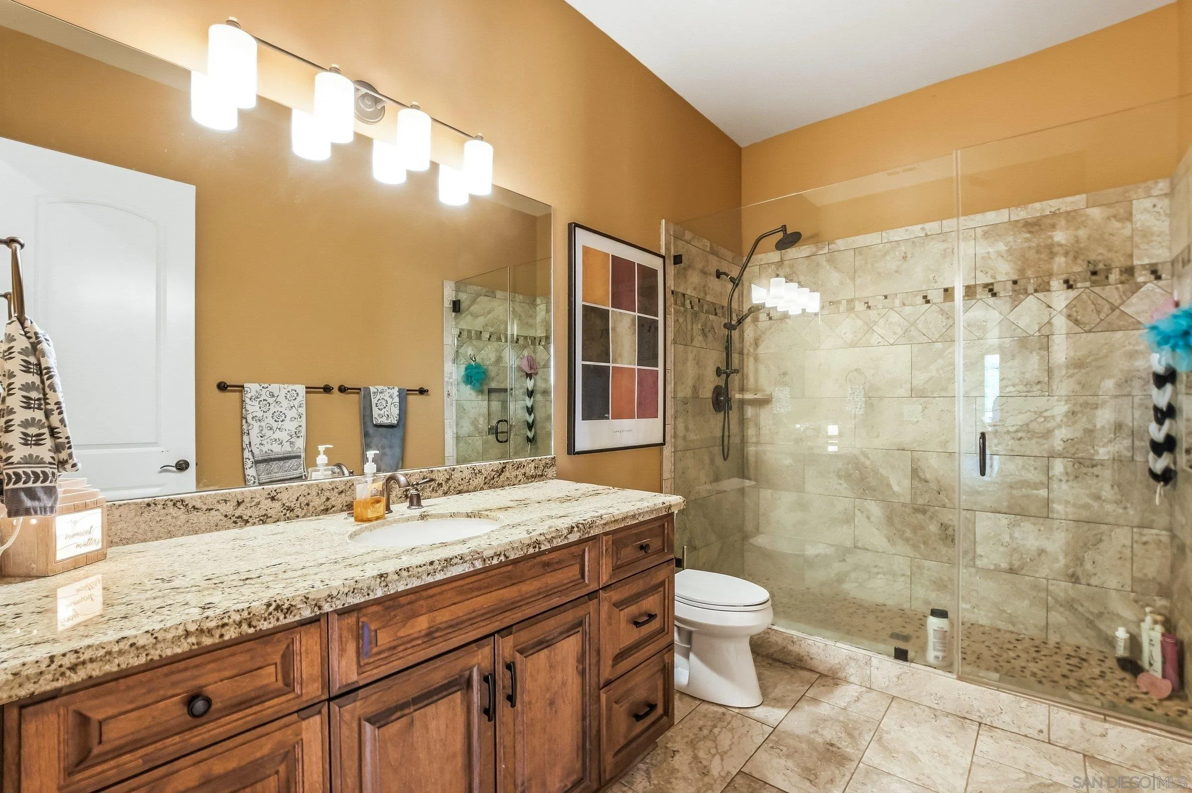 https://cdn.realtyfeed.com/cdn/127/260006447/4e4e743d28d9d50e7e9df586a46ad970.webp