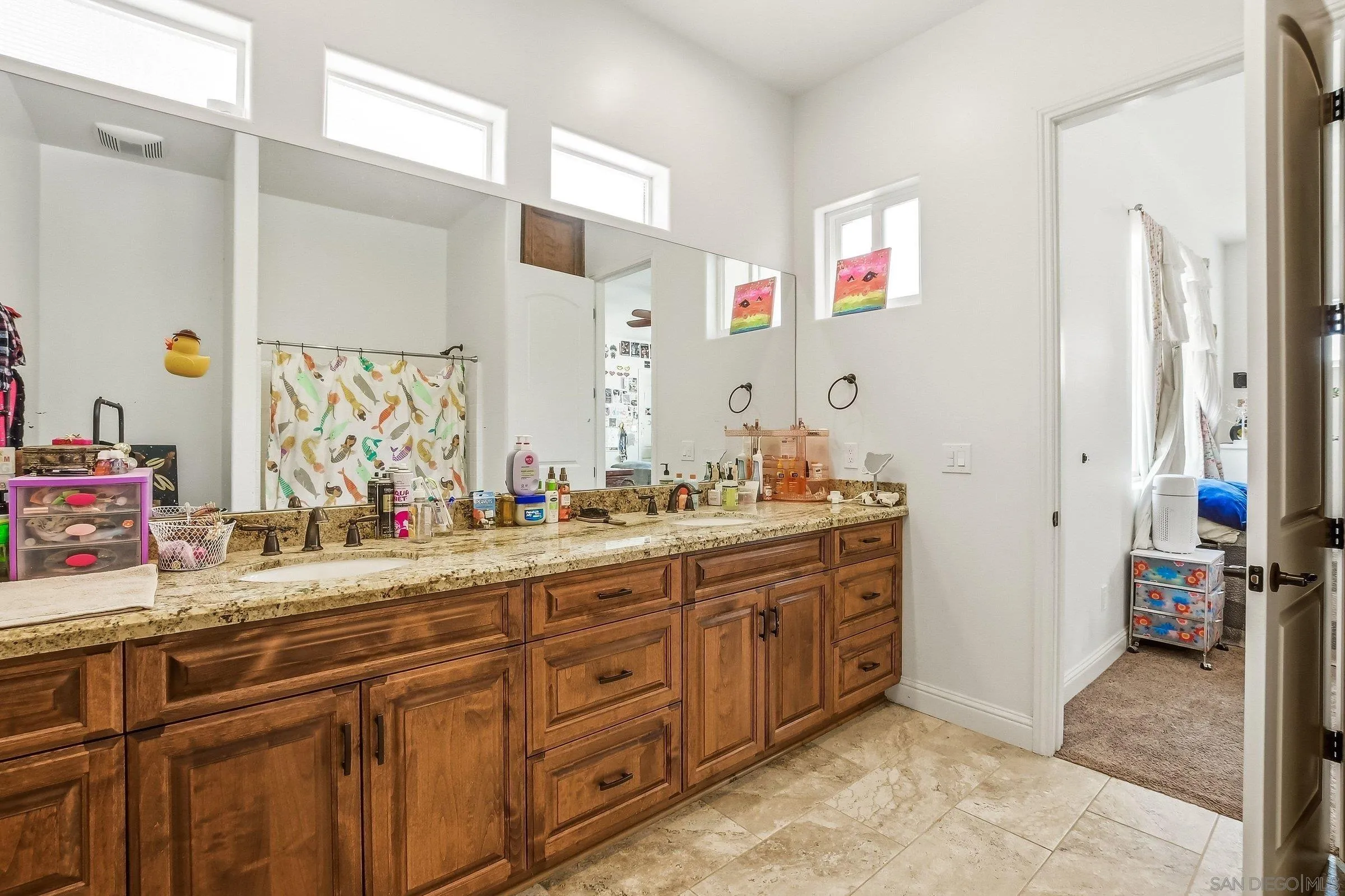 https://cdn.realtyfeed.com/cdn/127/260006447/8cf31af3b4cf383465290db9cd1709ce.webp
