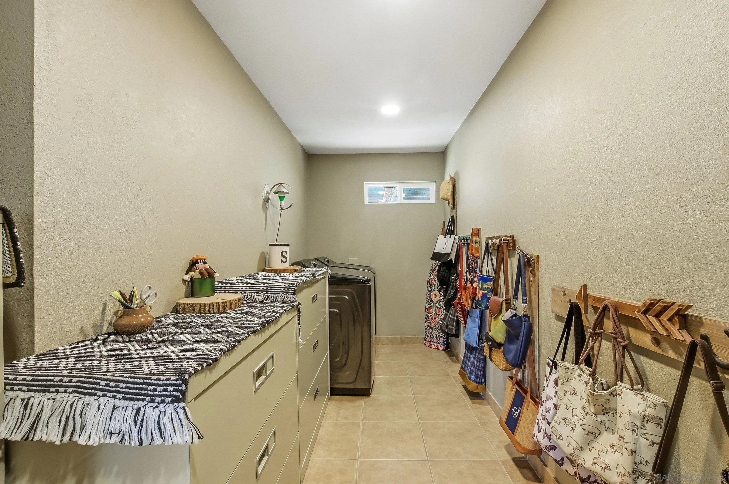 https://cdn.realtyfeed.com/cdn/127/260006448/2b3e980f7c7a3627e5bfba6e0bcc2644.webp