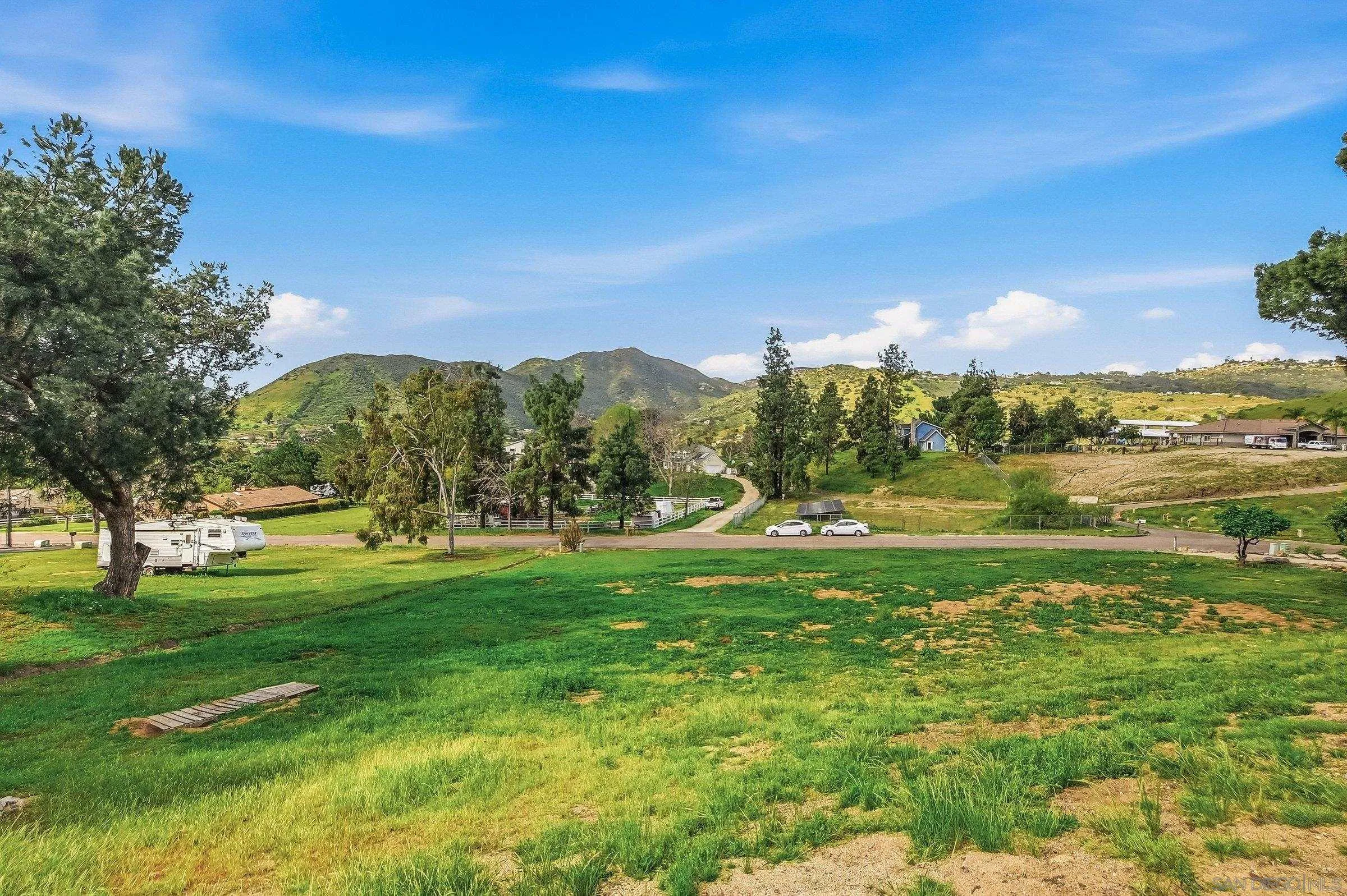 https://cdn.realtyfeed.com/cdn/127/260006448/8859ad425f7bc54d35aa8e9eb860bf60.webp