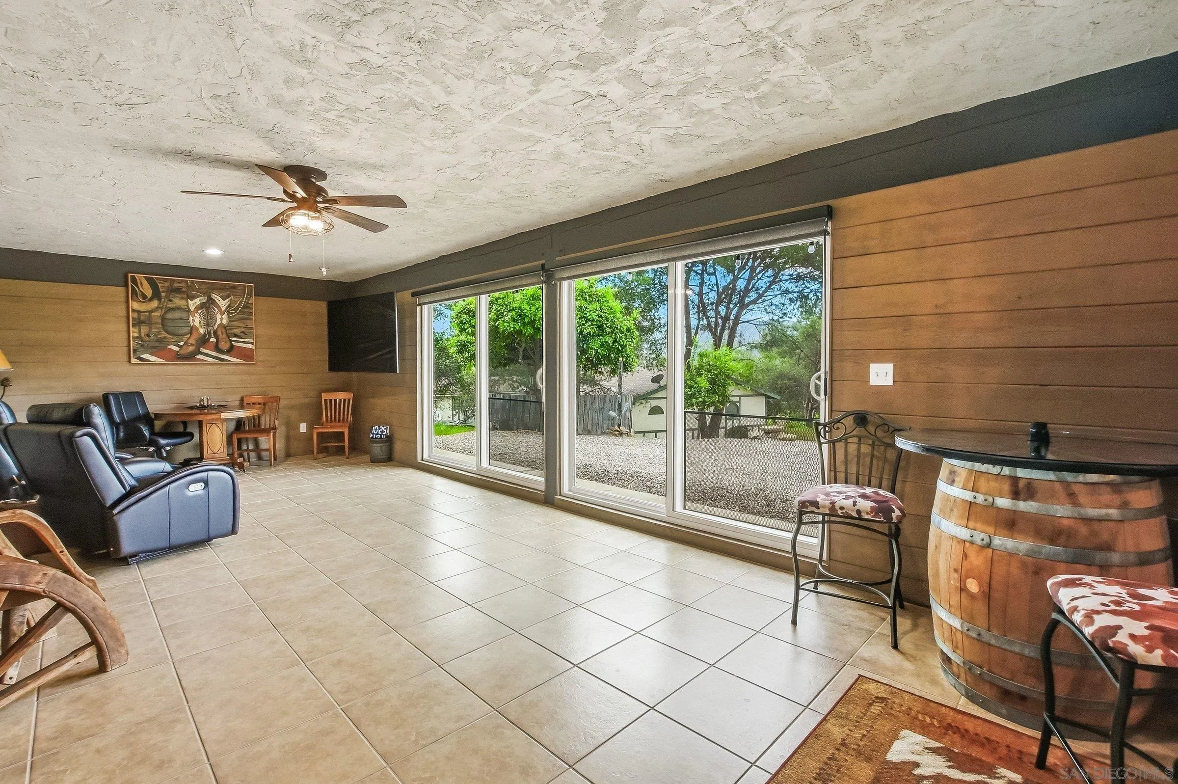https://cdn.realtyfeed.com/cdn/127/260006448/c7446beb3f857889c91e412974ee7c9d.webp