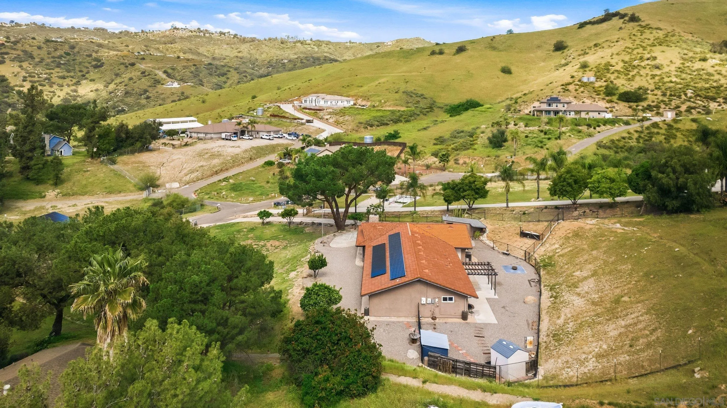 https://cdn.realtyfeed.com/cdn/127/260006448/ec2f0063913d808008a0fcbaa70c93bb.webp