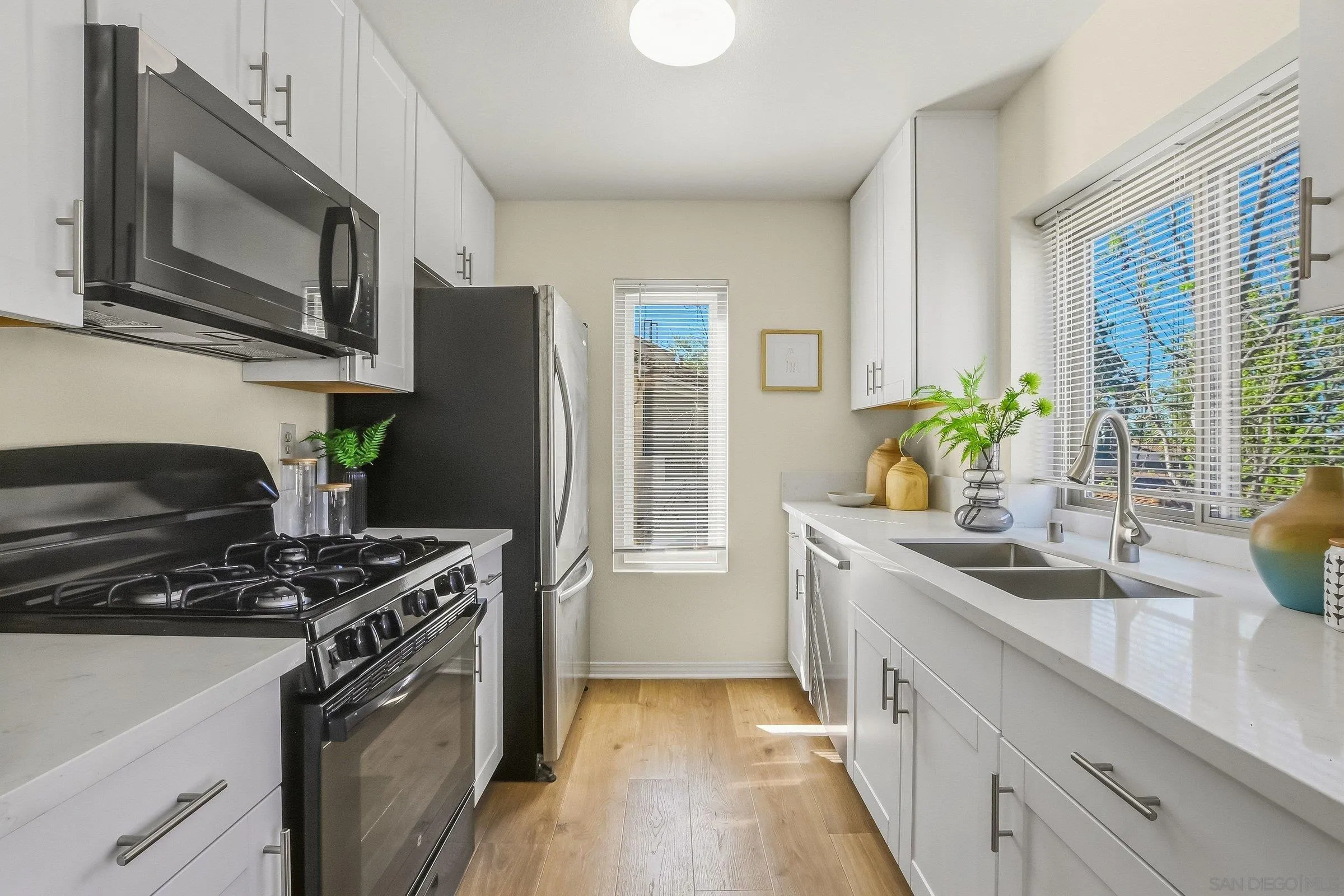 Photo #8: 260006450 Listing: Photo #8