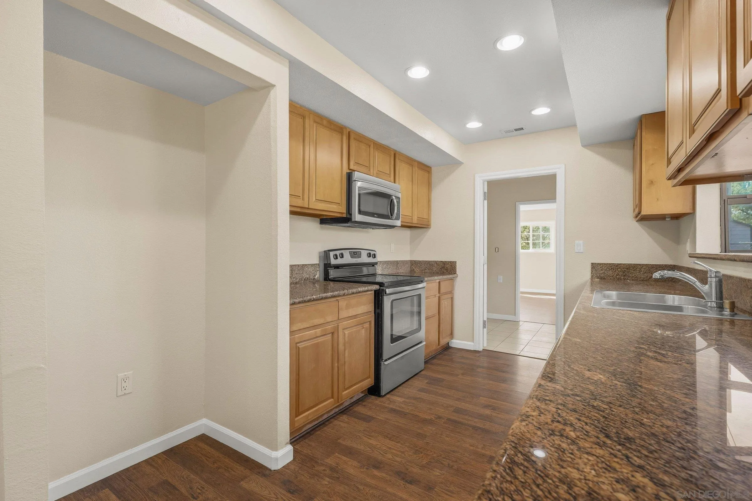 https://cdn.realtyfeed.com/cdn/127/260006452/2a2fc18ae772f3ba3904037c557d0a9c.webp