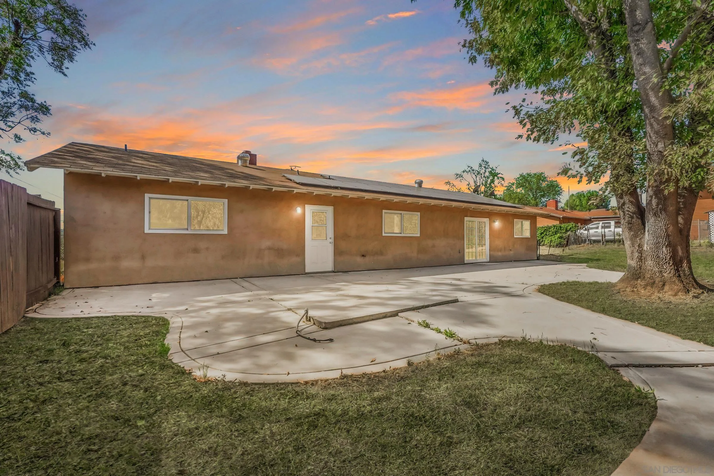 https://cdn.realtyfeed.com/cdn/127/260006452/e08bfea5a4bebad2fc8f834e6512f20a.webp