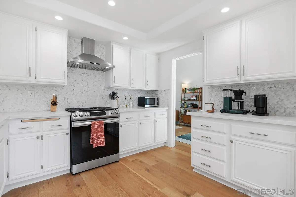 https://cdn.realtyfeed.com/cdn/127/260006453/843a5501719f187c9578f6c99b2a15b3.webp