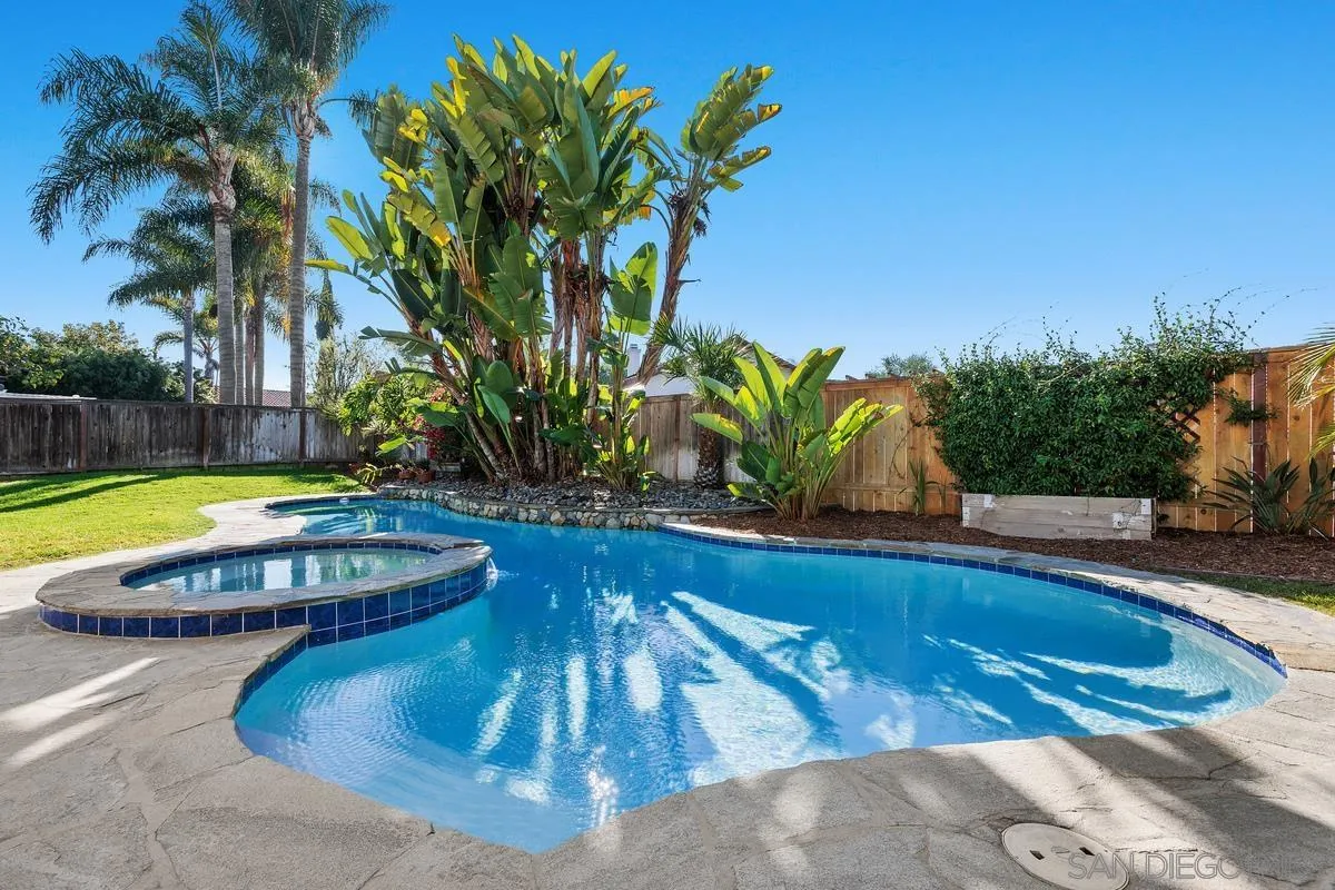 https://cdn.realtyfeed.com/cdn/127/260006453/8f825c6160bec09692ba99e536f4c1d2.webp