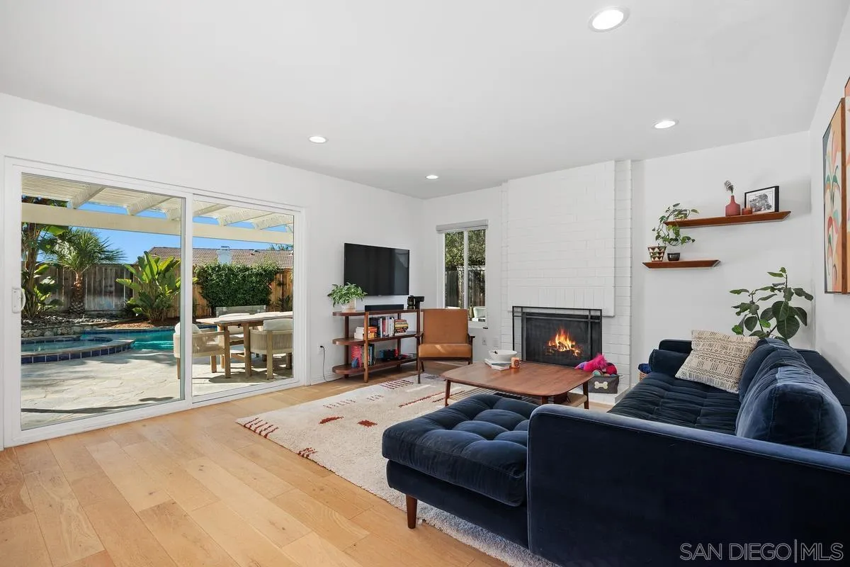 https://cdn.realtyfeed.com/cdn/127/260006453/c391d778ab3dd490d1c430bf3d5965f3.webp