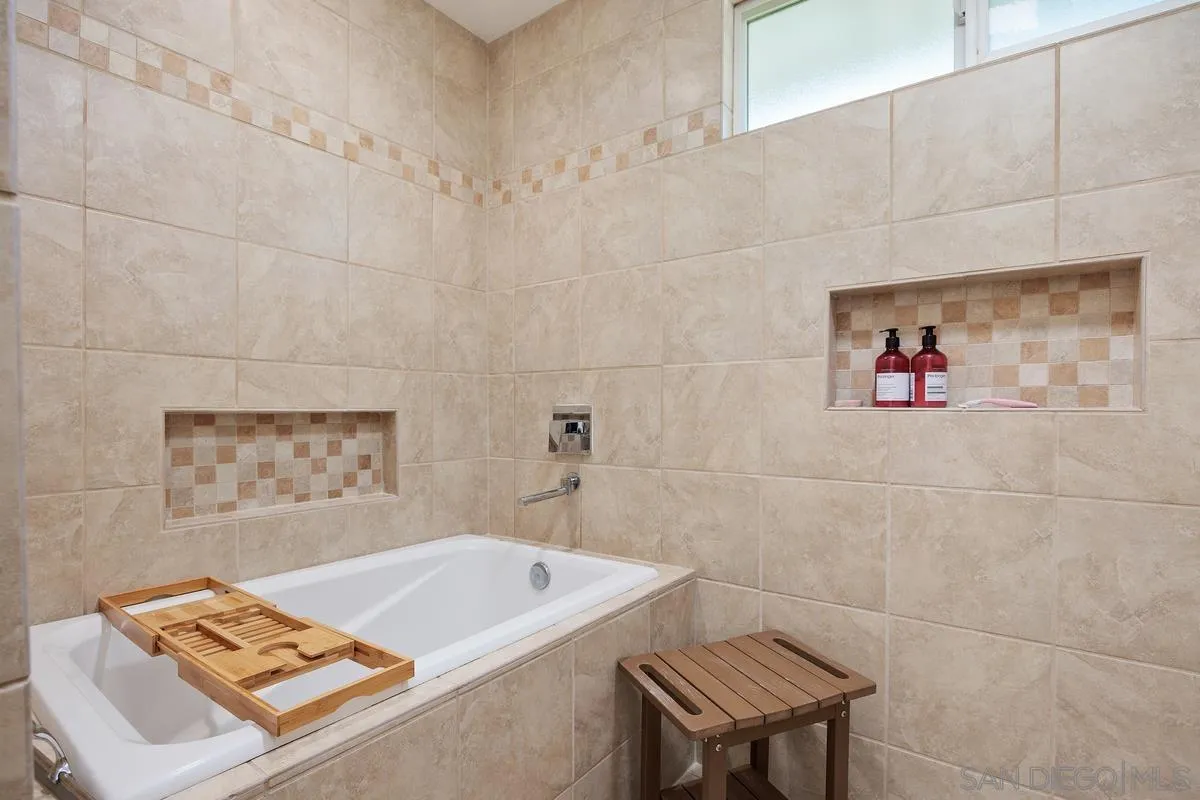 https://cdn.realtyfeed.com/cdn/127/260006453/d5d369b8a7aef0a6346ec425b2cf2877.webp