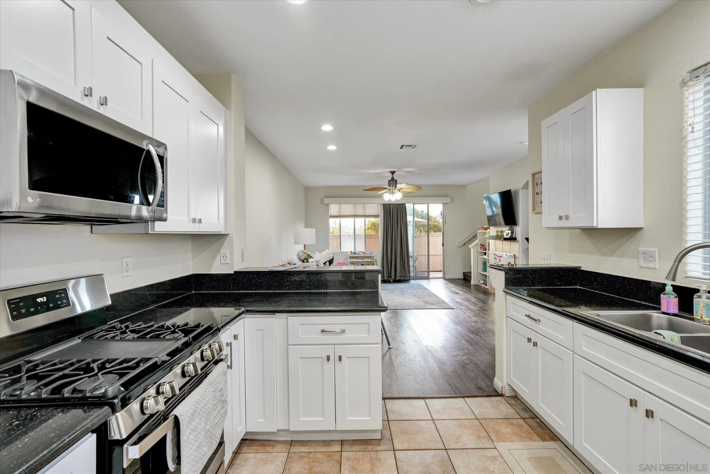 Photo #5: 260006464 Listing: Photo #5