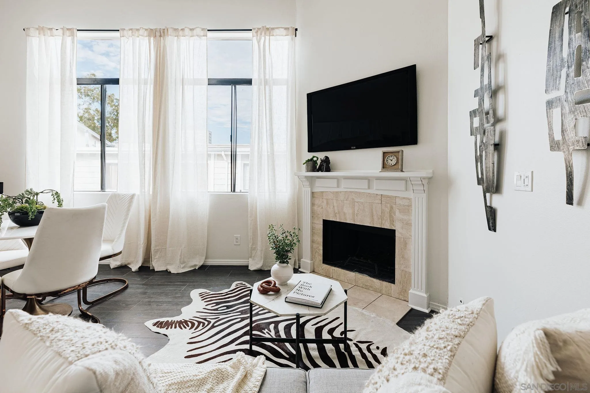 4652 Don Lorenzo Dr Unit A