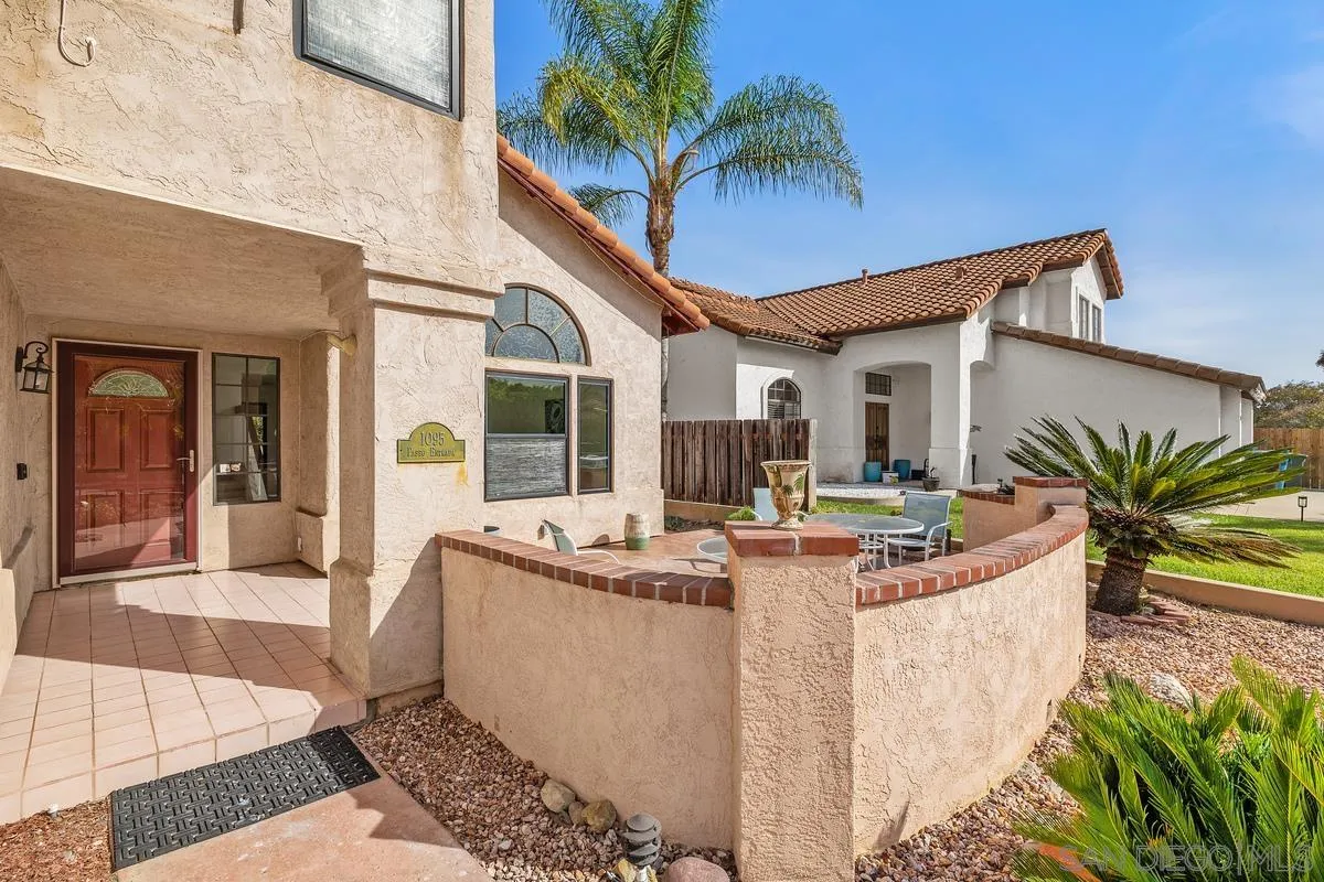 https://cdn.realtyfeed.com/cdn/127/260006471/93a59feb3e08d9c510bb98cd220a2723.webp