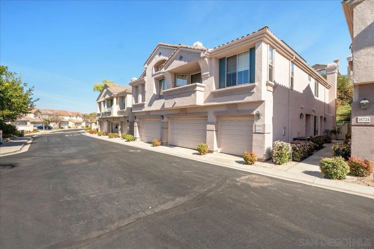 Photo #31: 260006473 Listing: Photo #31