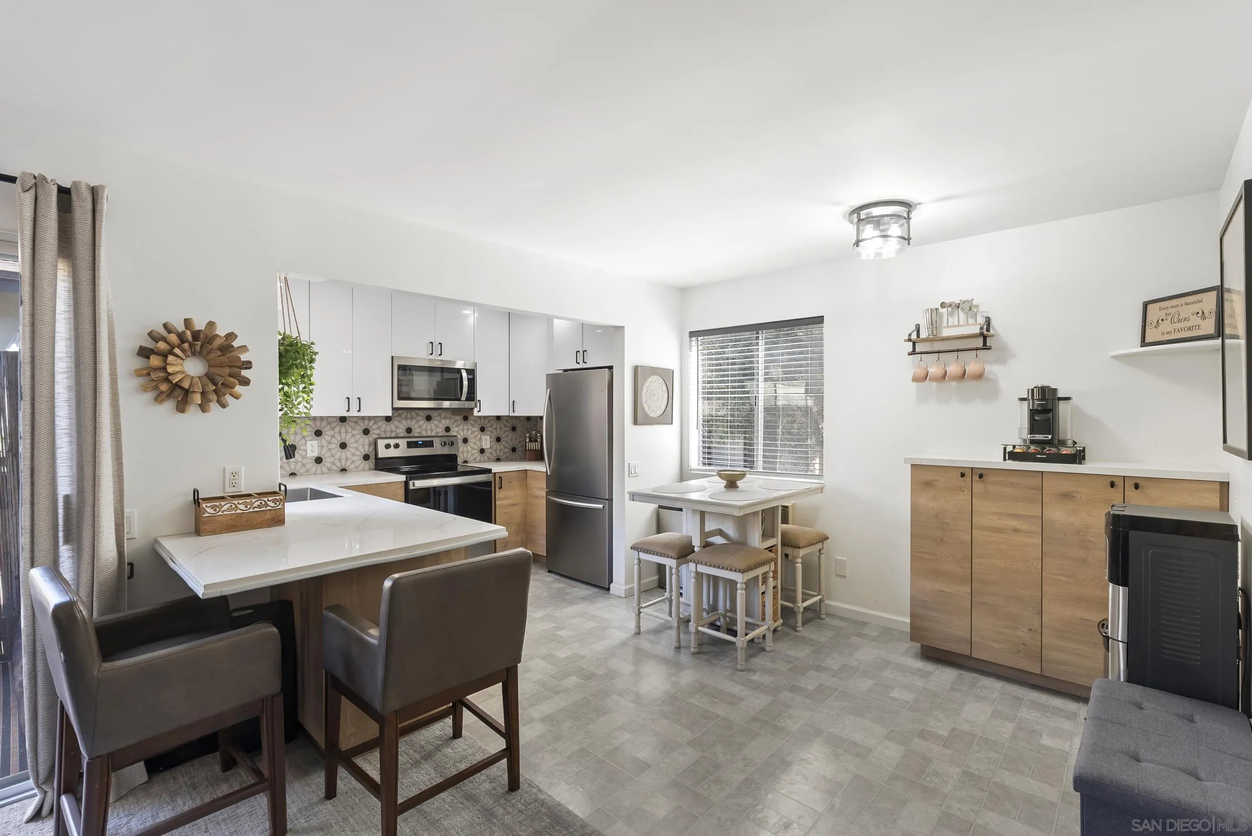 Photo #8: 260006482 Listing: Photo #8