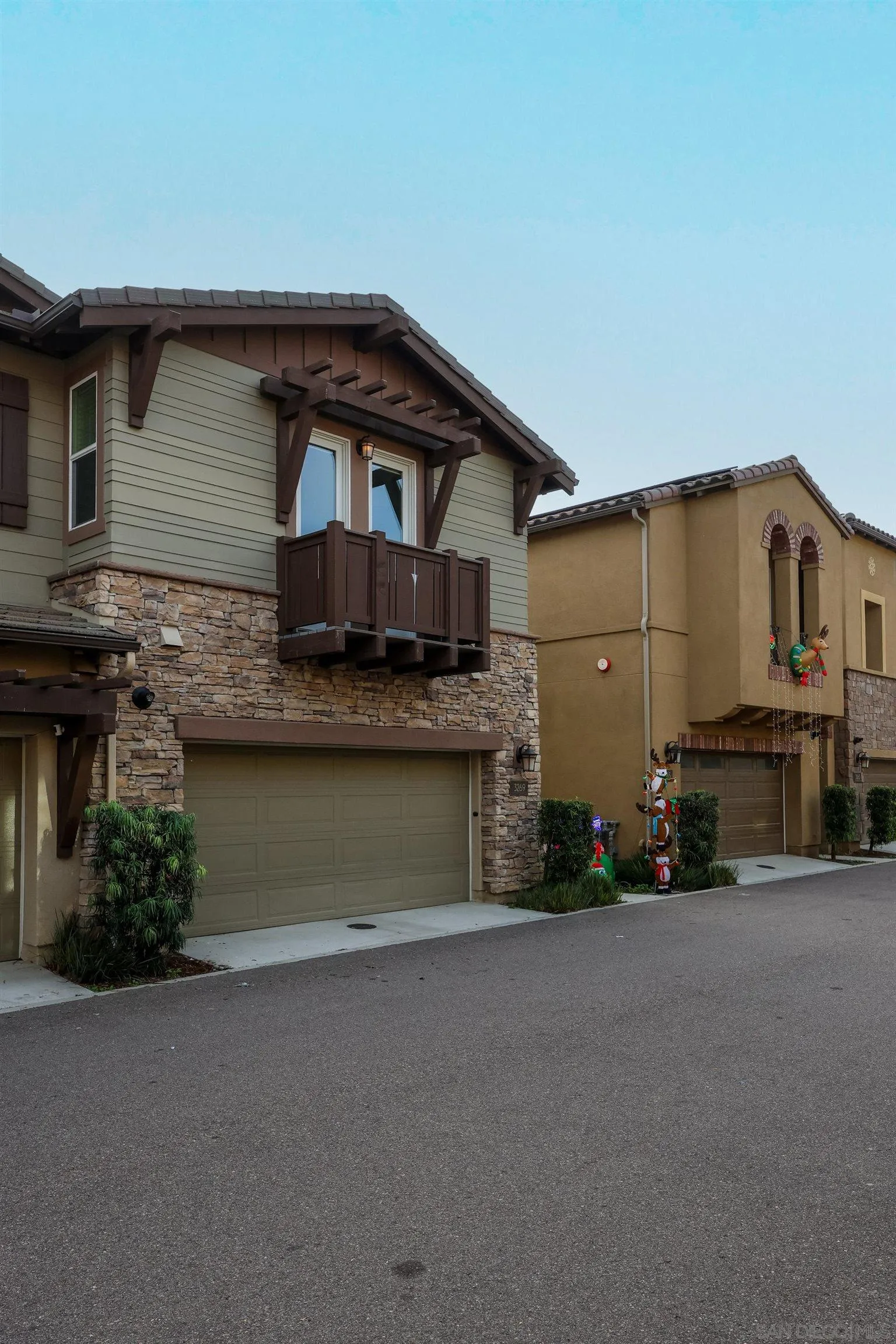 Photo #4: 260006488 Listing: Photo #4