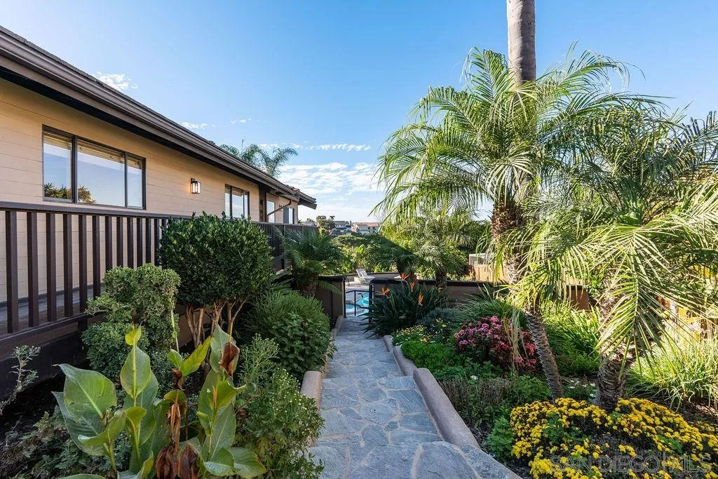 https://cdn.realtyfeed.com/cdn/127/260006492/aee8a1cbd9a684147df1d649c9f37e00.webp