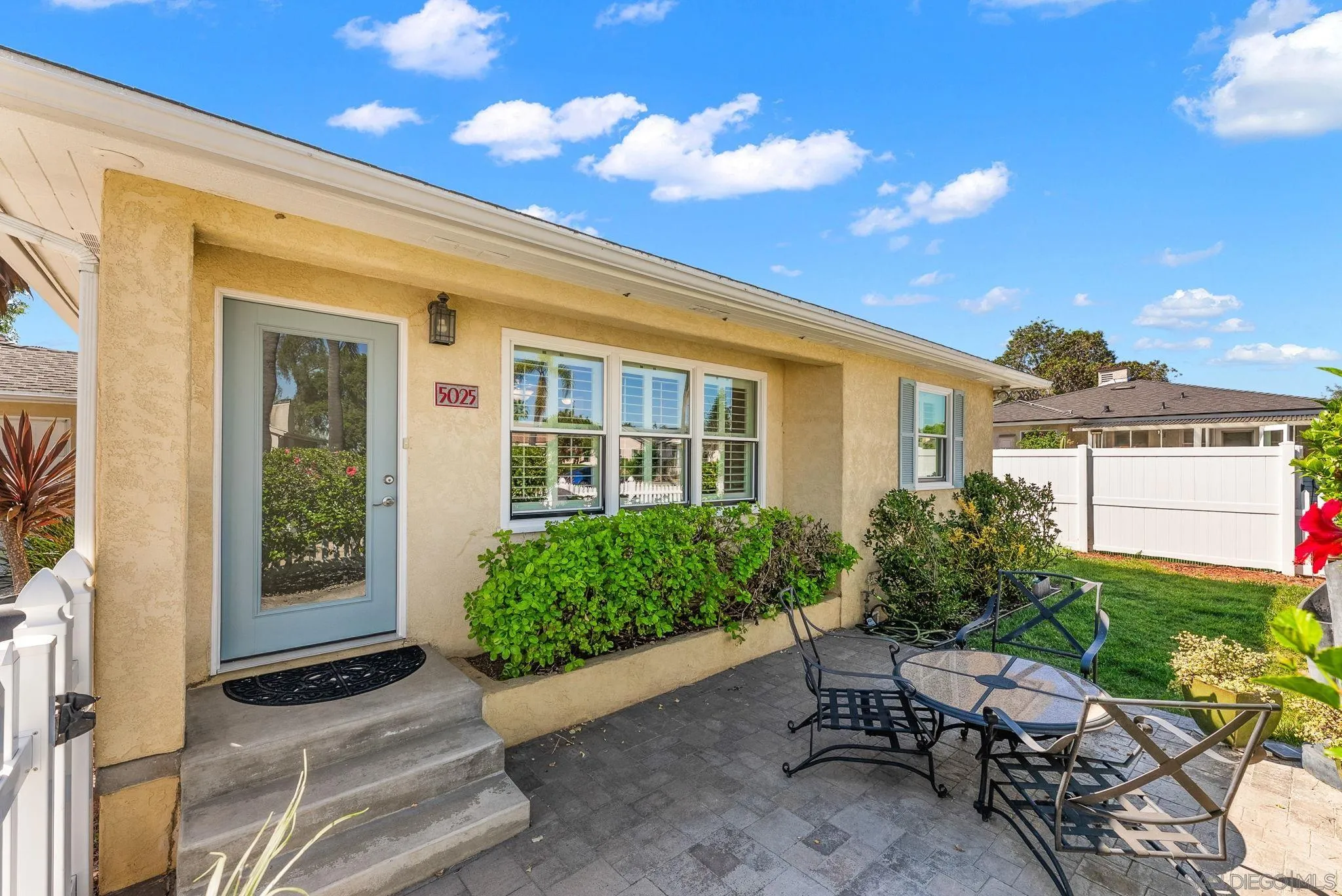 https://cdn.realtyfeed.com/cdn/127/260006494/118ba46f5d474f627a18bd03d7d25666.webp