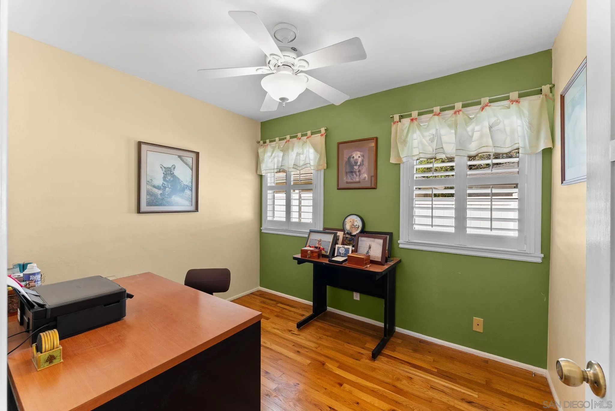 https://cdn.realtyfeed.com/cdn/127/260006494/2933570451d04f1872eae1d42dc04dc8.webp