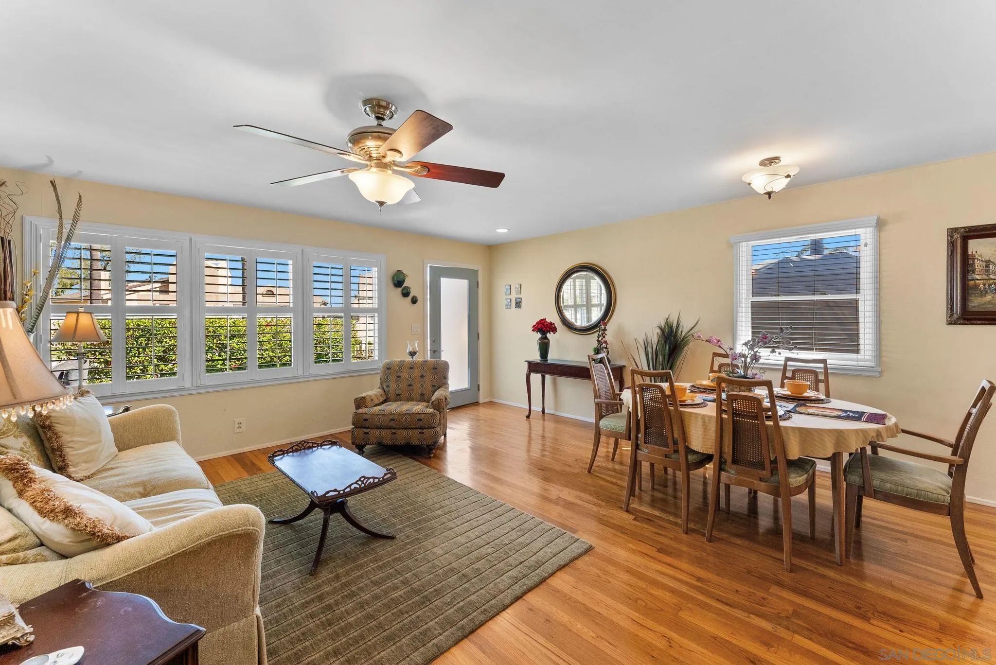 https://cdn.realtyfeed.com/cdn/127/260006494/c9d2fe7856c428244c013a01e25880e1.webp