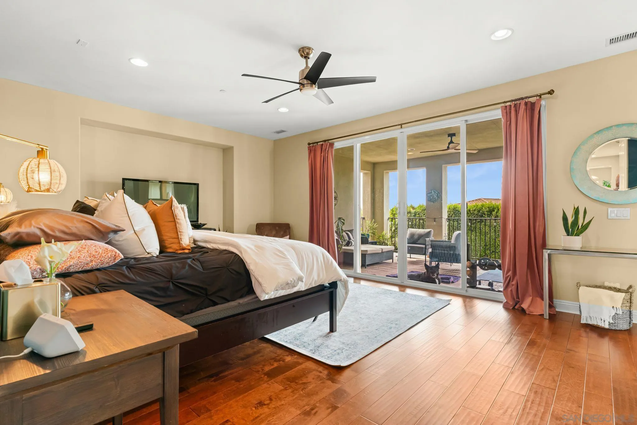 https://cdn.realtyfeed.com/cdn/127/260006495/399de44d65dc969516a871a2b4415e92.webp
