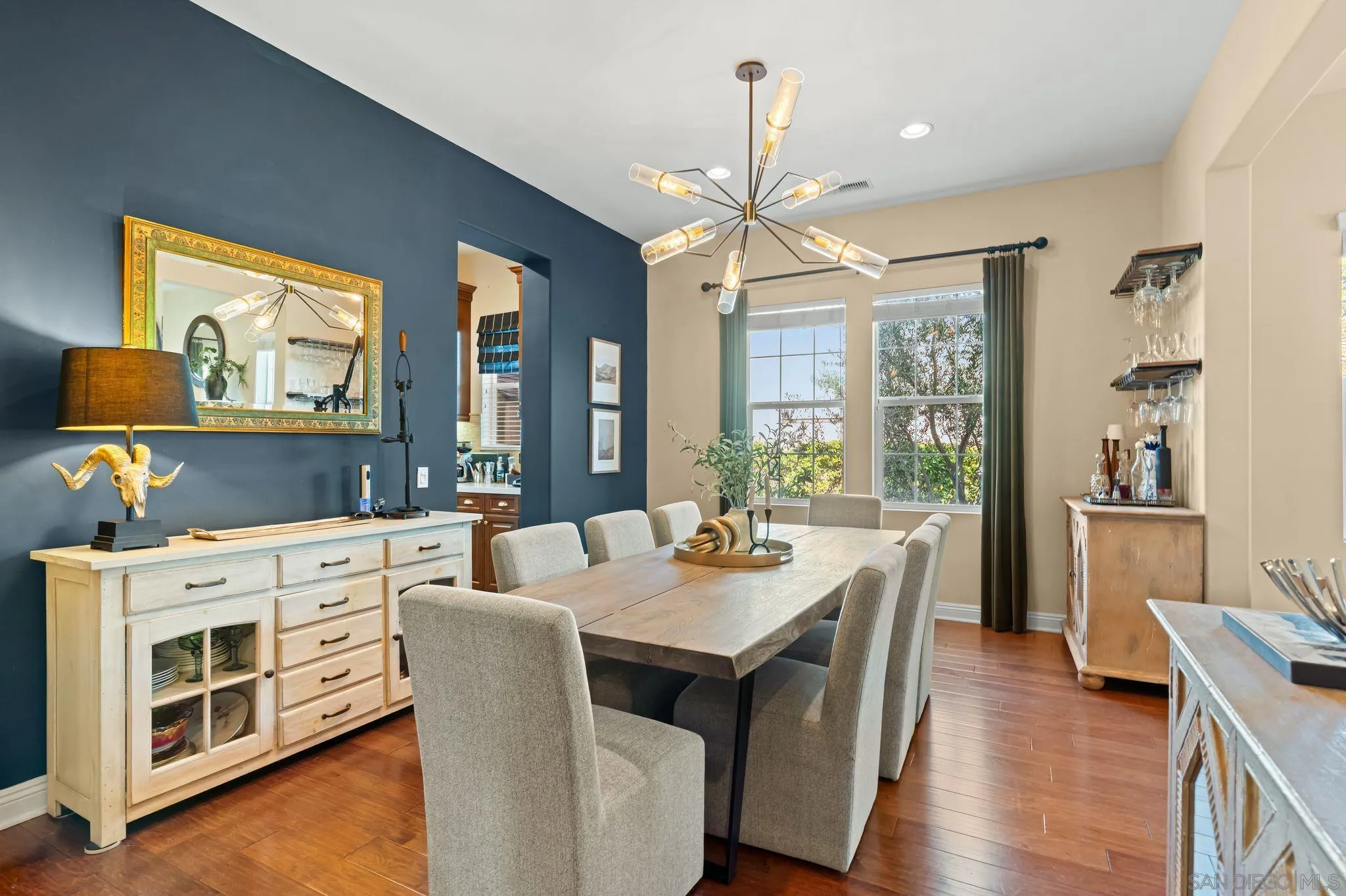 https://cdn.realtyfeed.com/cdn/127/260006495/403de0a672a1443454c9c904b279c00d.webp