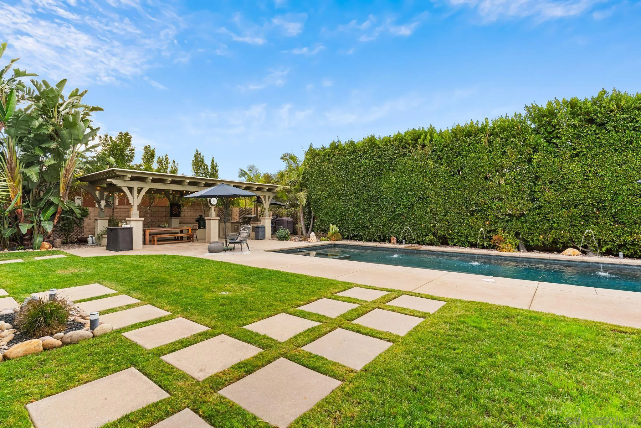 https://cdn.realtyfeed.com/cdn/127/260006495/a97bc5b4028787c77da19030fe3fc49f.webp
