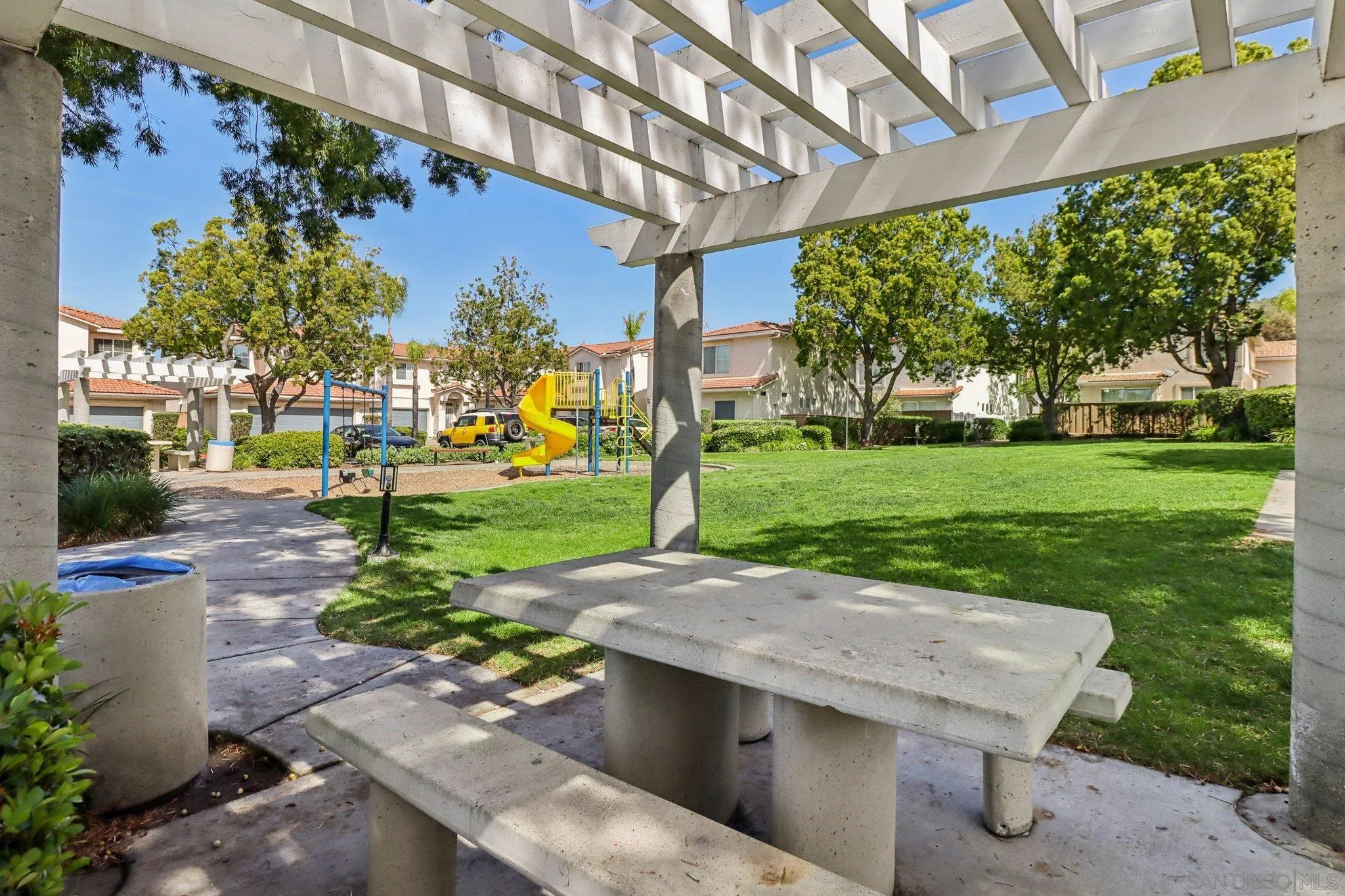 https://cdn.realtyfeed.com/cdn/127/260006498/18e115627515d1a4933c4c1cac4ce9b8.webp