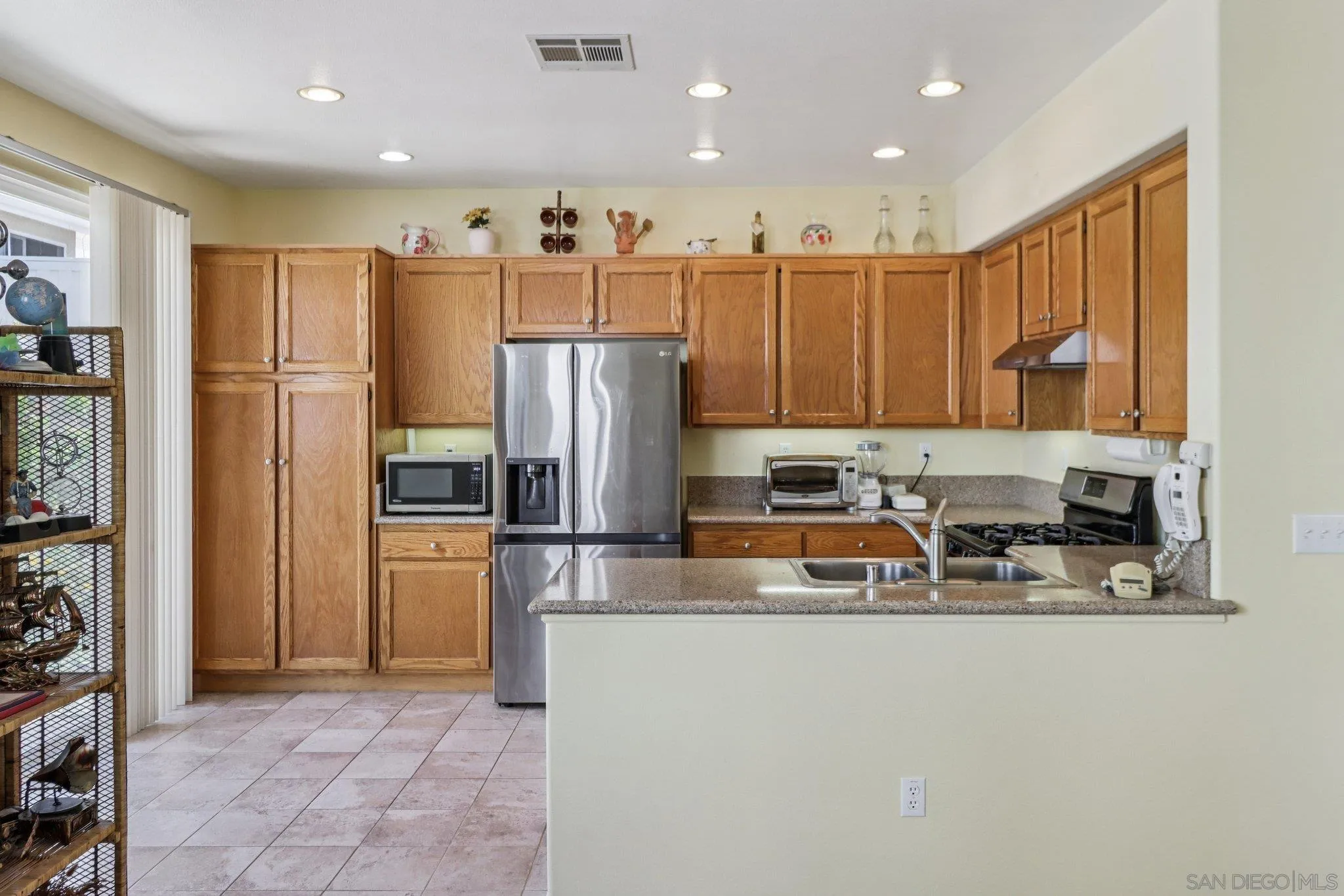 https://cdn.realtyfeed.com/cdn/127/260006498/40ddd317afb47c4b58695e46b49d1468.webp