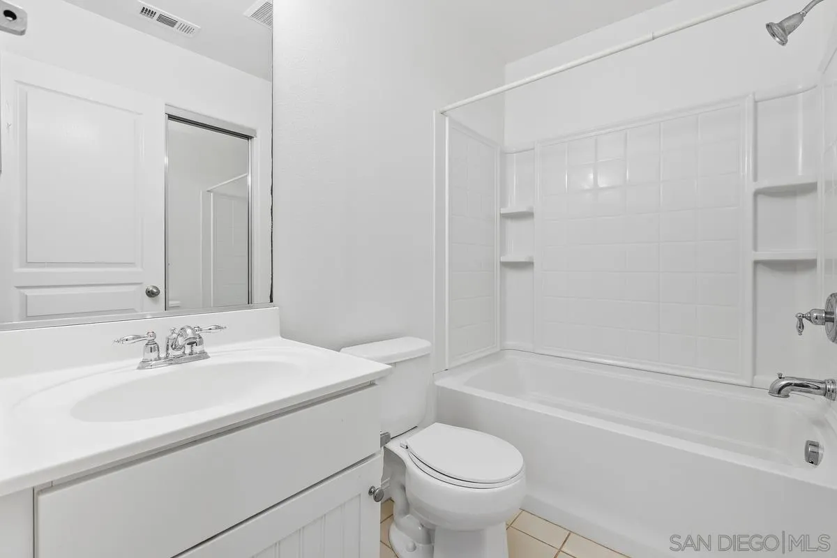 Photo #6: 260006504 Listing: Photo #6