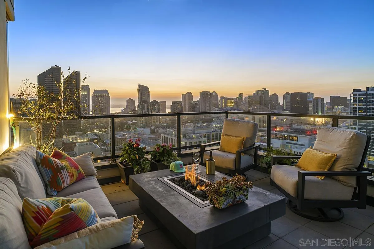 1122 Locust St, San Diego, CA, 92106
