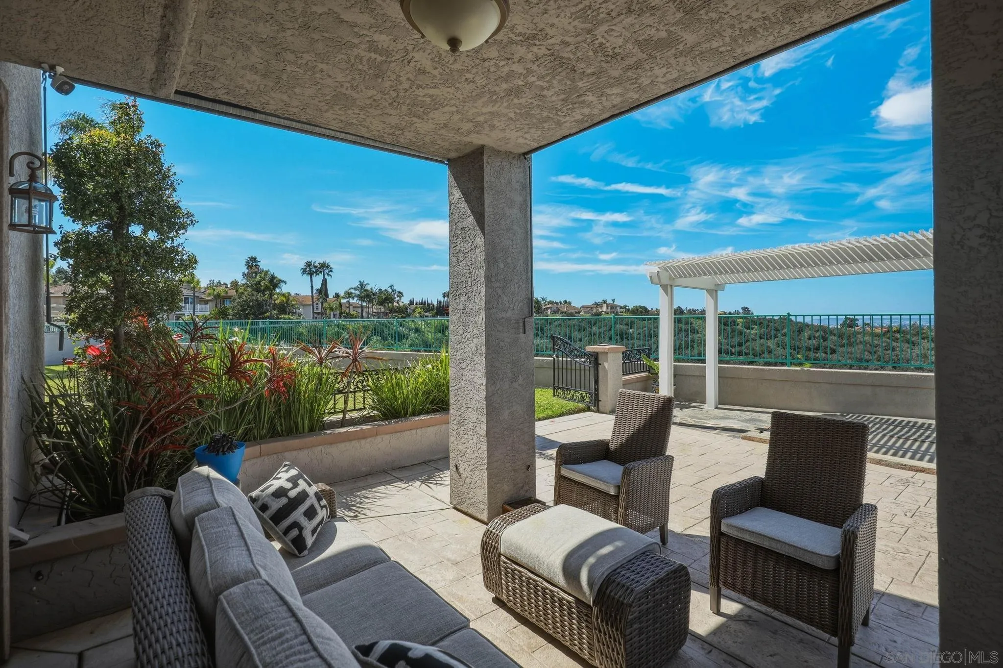 https://cdn.realtyfeed.com/cdn/127/260006510/0c762e1886600ea765acac18638365e3.webp
