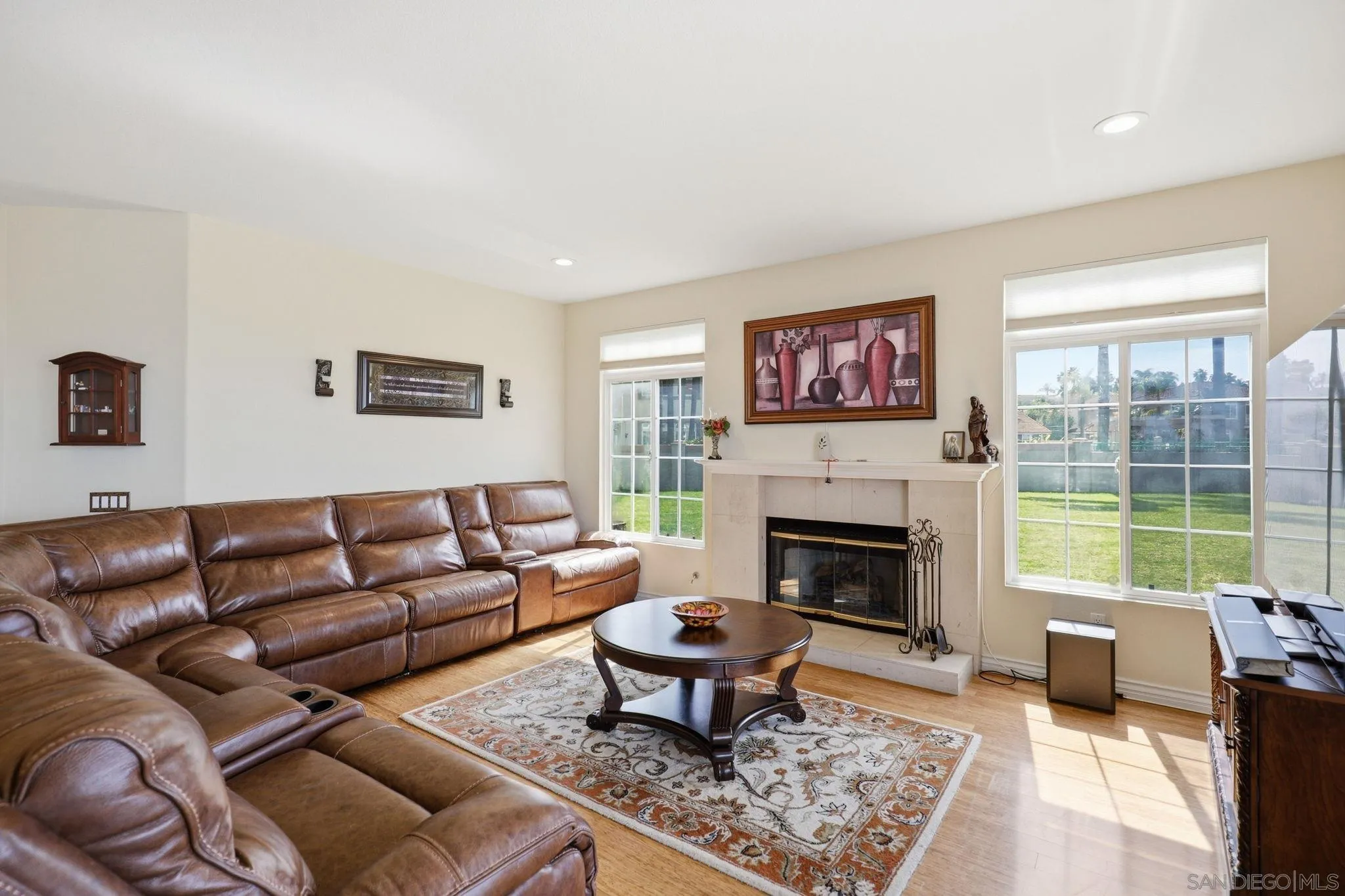 https://cdn.realtyfeed.com/cdn/127/260006510/1a1940902246e6a5d88844e6c509d69e.webp