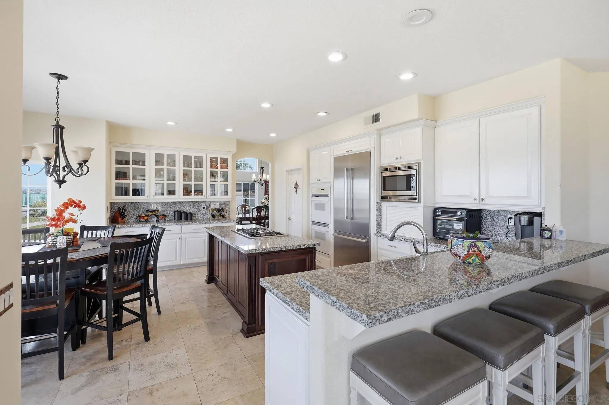 https://cdn.realtyfeed.com/cdn/127/260006510/6fbd7826bbf540b4b73c069b425ad310.webp