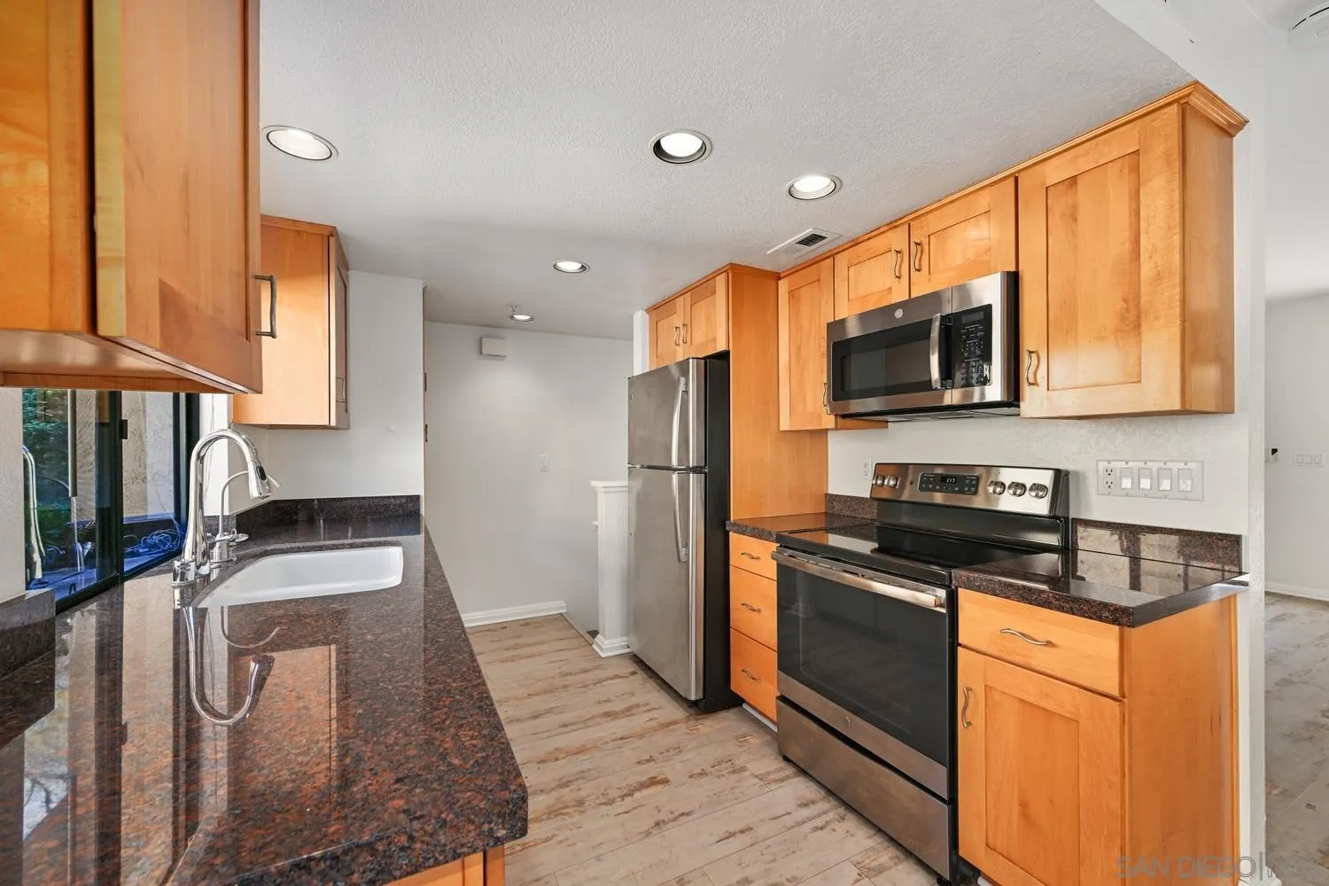 Photo #18: 260006513 Listing: Photo #18