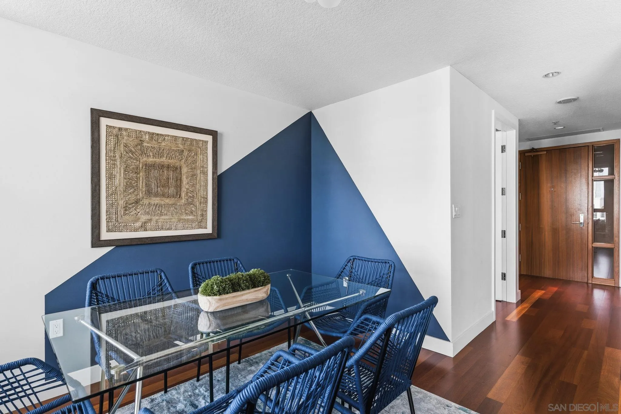 https://cdn.realtyfeed.com/cdn/127/260006515/40efe6bd51a8d4d0d560da1e9666555b.webp