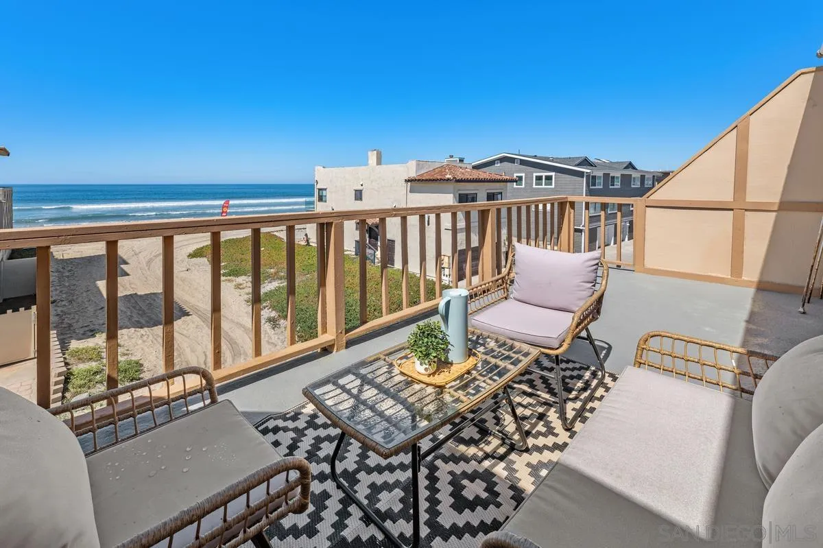 https://cdn.realtyfeed.com/cdn/127/260006516/cca148aac0e61be4d69f2c3b9e3f8157.webp