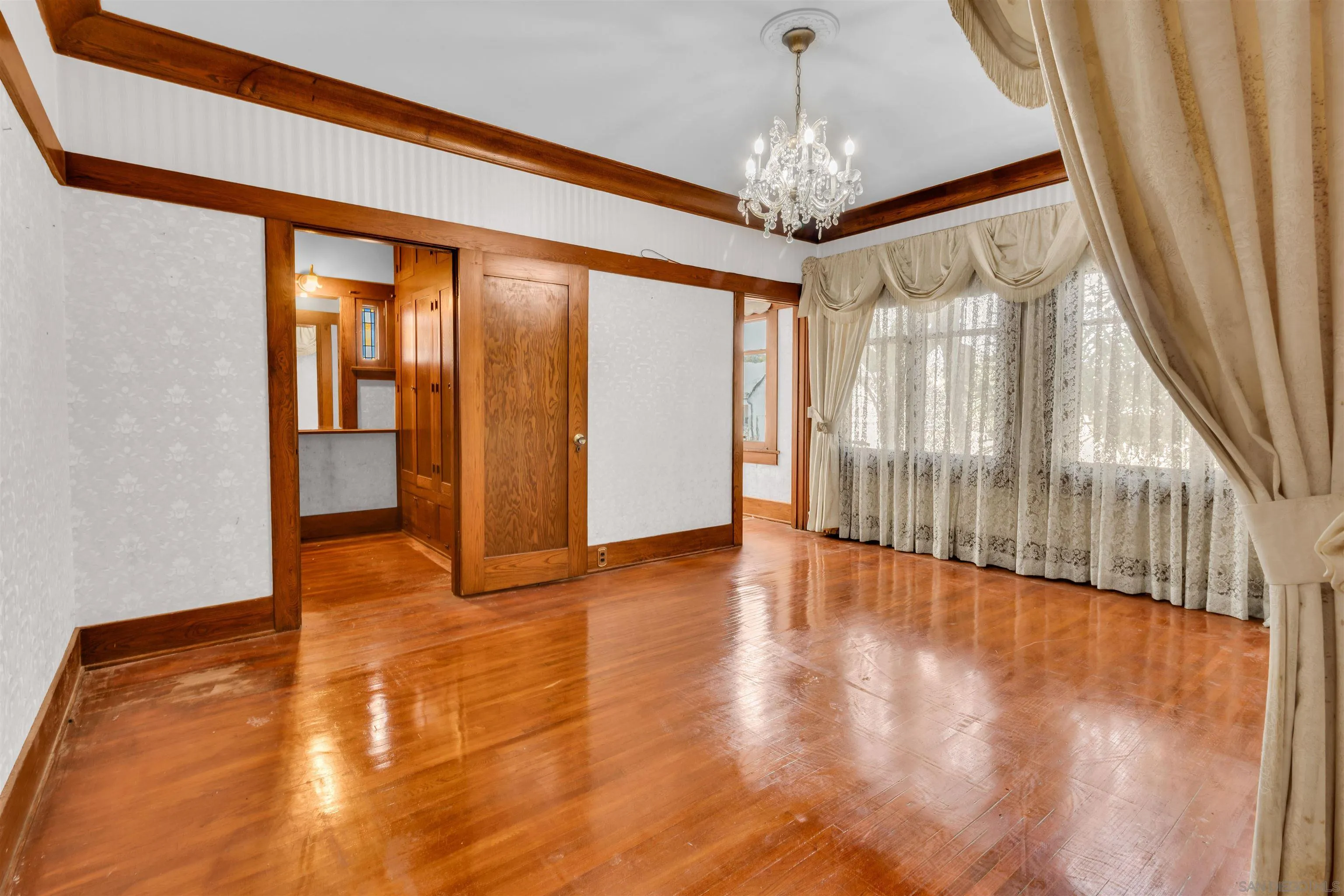https://cdn.realtyfeed.com/cdn/127/260006519/9aa11b27972aa28973928cd99a69df48.webp