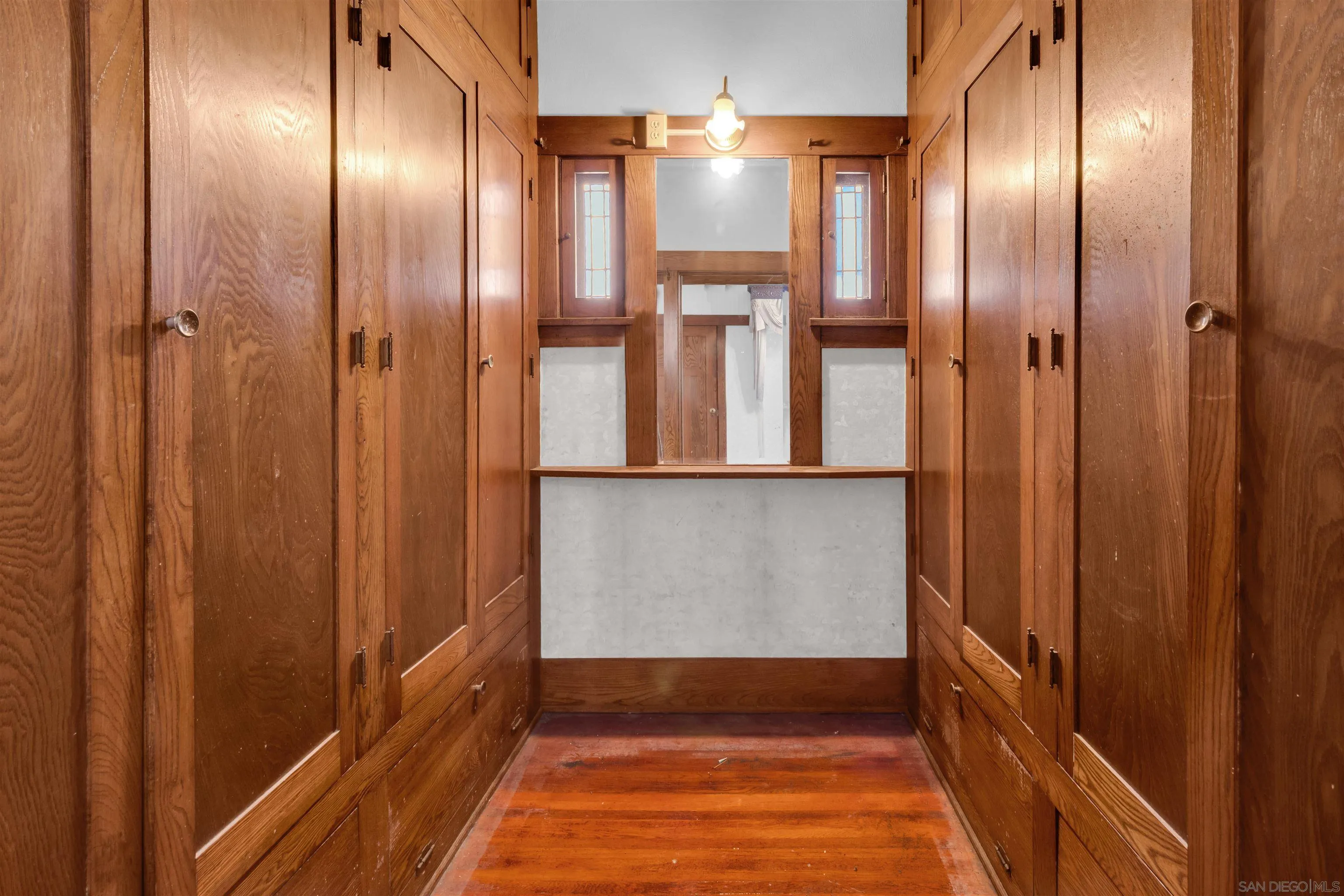 https://cdn.realtyfeed.com/cdn/127/260006519/d07c6068b0973b531c76fabe87a9c554.webp