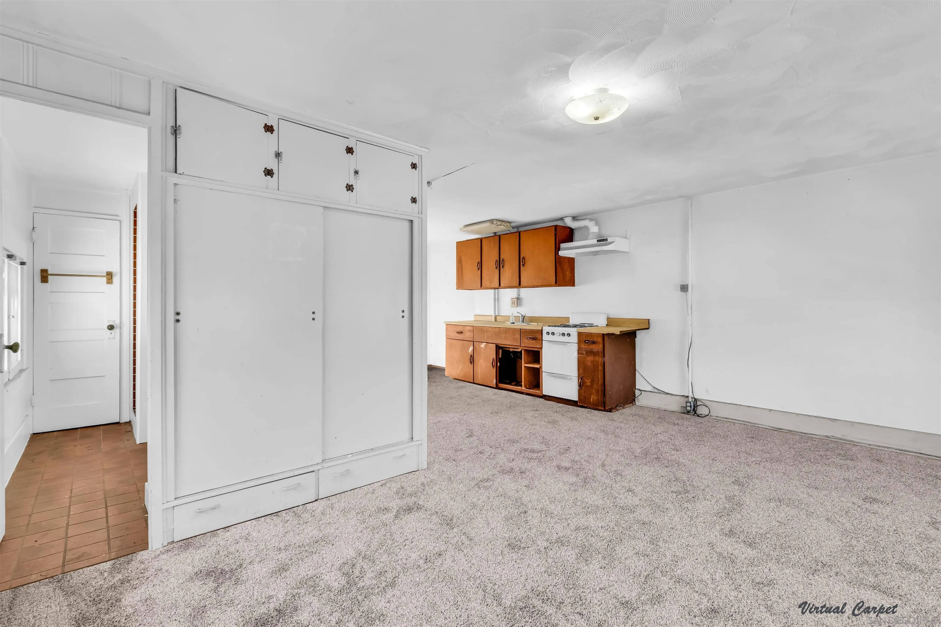 https://cdn.realtyfeed.com/cdn/127/260006519/e4a870c0c173546ad7a950c3925a1878.webp