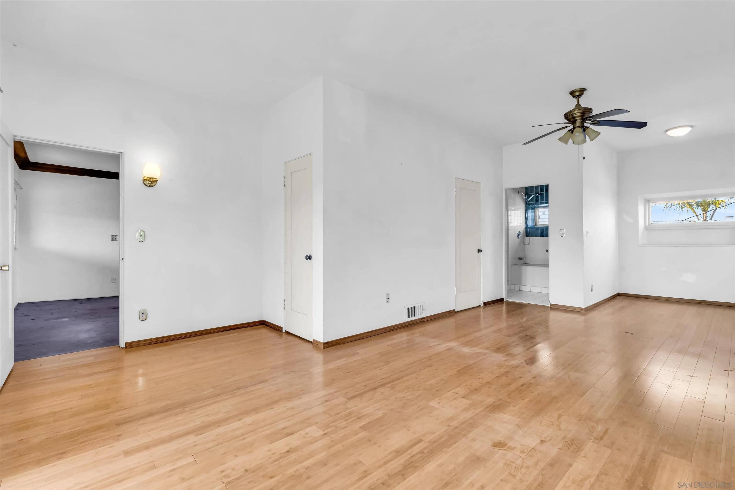 https://cdn.realtyfeed.com/cdn/127/260006519/e5800c1e1051f8c79d073b61b10b1cf1.webp