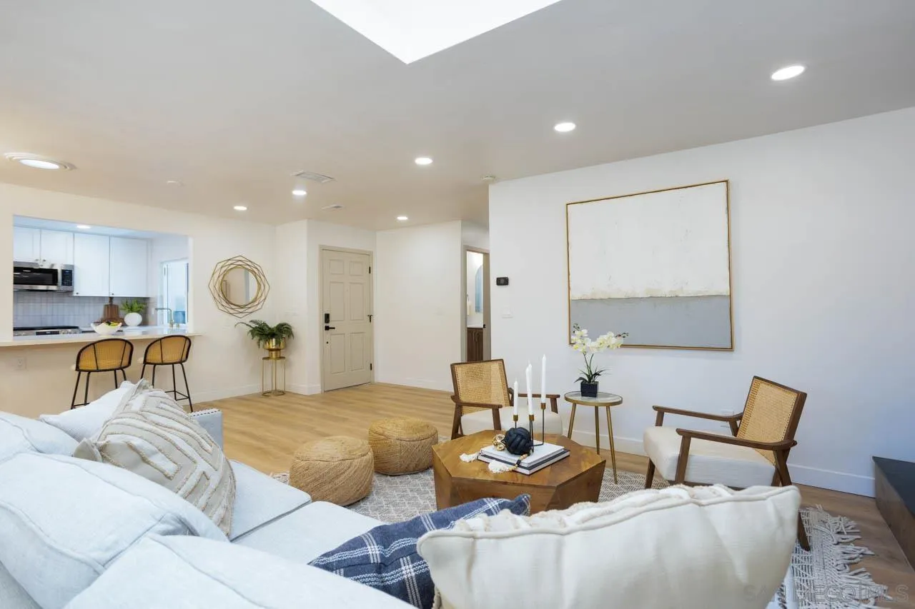 https://cdn.realtyfeed.com/cdn/127/260006520/cdb3a78ece7980a3654a25f1bd6f0ec3.webp