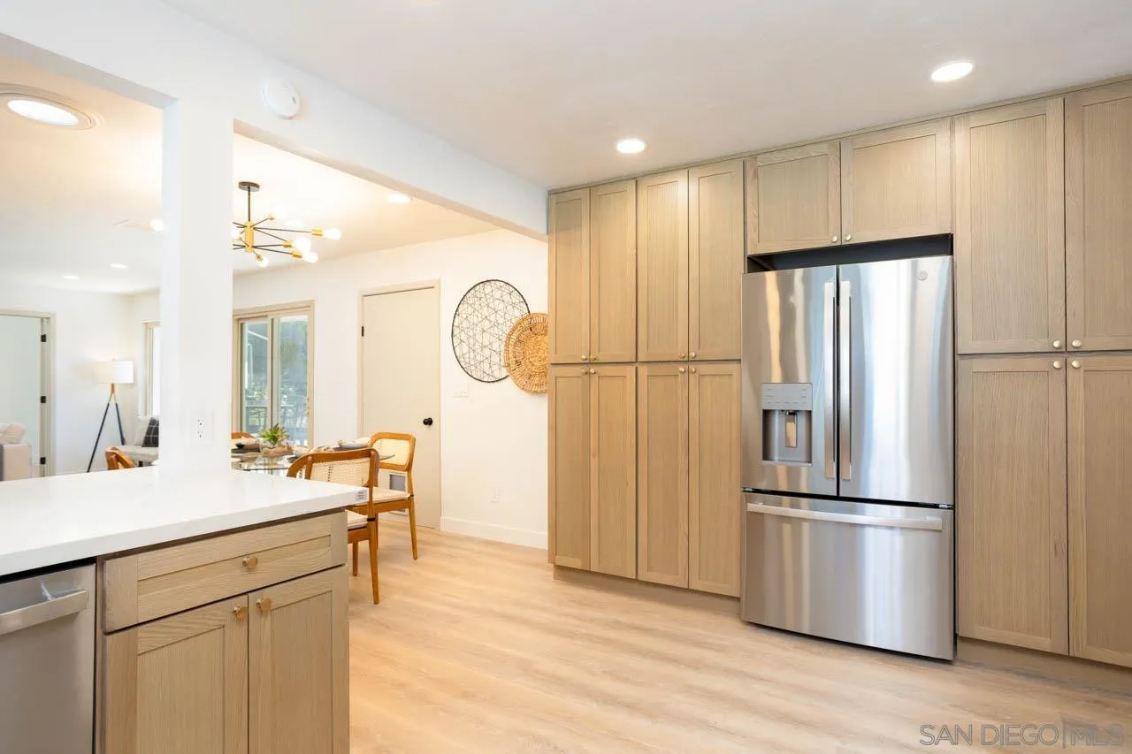 https://cdn.realtyfeed.com/cdn/127/260006520/ee729f536e5693f9fbe329a5d4599377.webp
