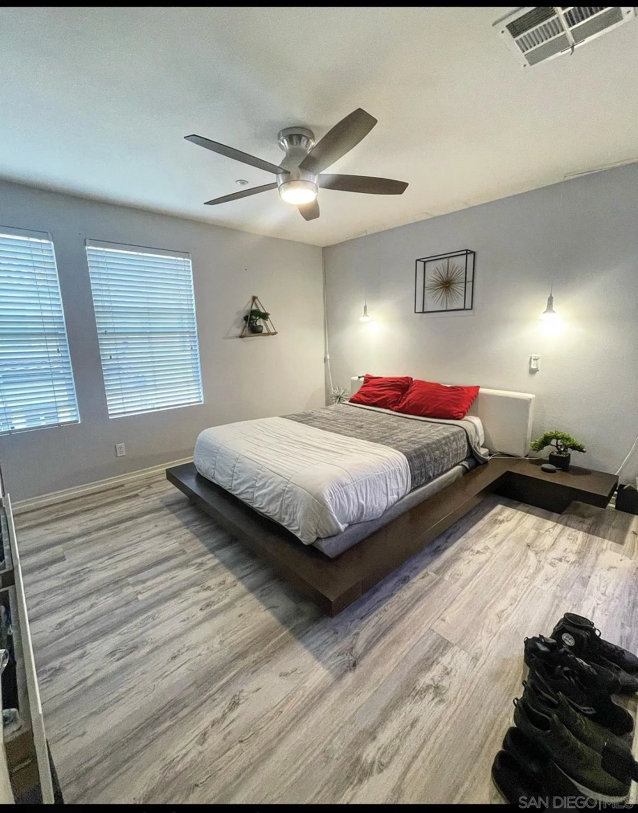 https://cdn.realtyfeed.com/cdn/127/260006522/2fd4a1e4a9f27a1e241bc12c2848238f.webp