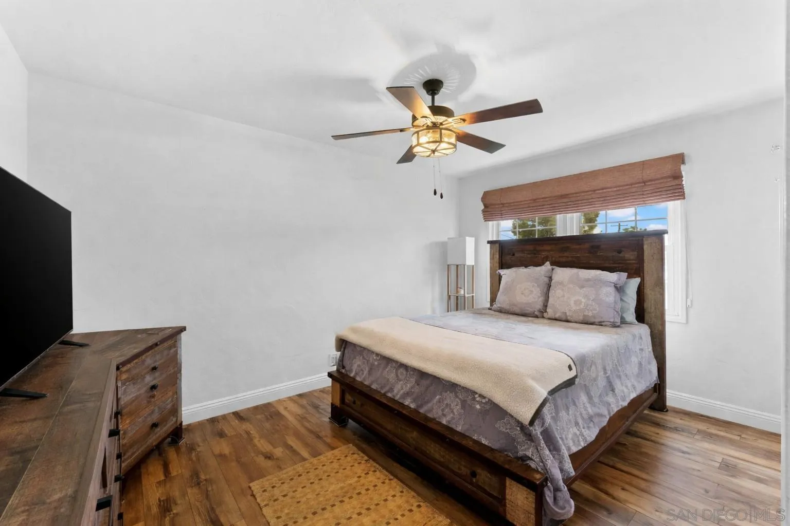 https://cdn.realtyfeed.com/cdn/127/260006525/3273480ff5299d61df0df6813a2eb284.webp